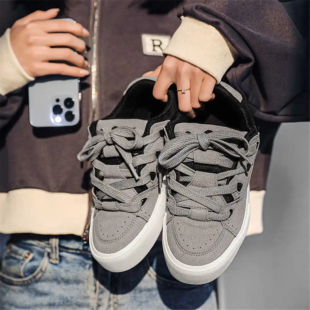 Street Fashion In Vietnam - Ze sznurowaniem Hiphopowe damskie buty szkolne