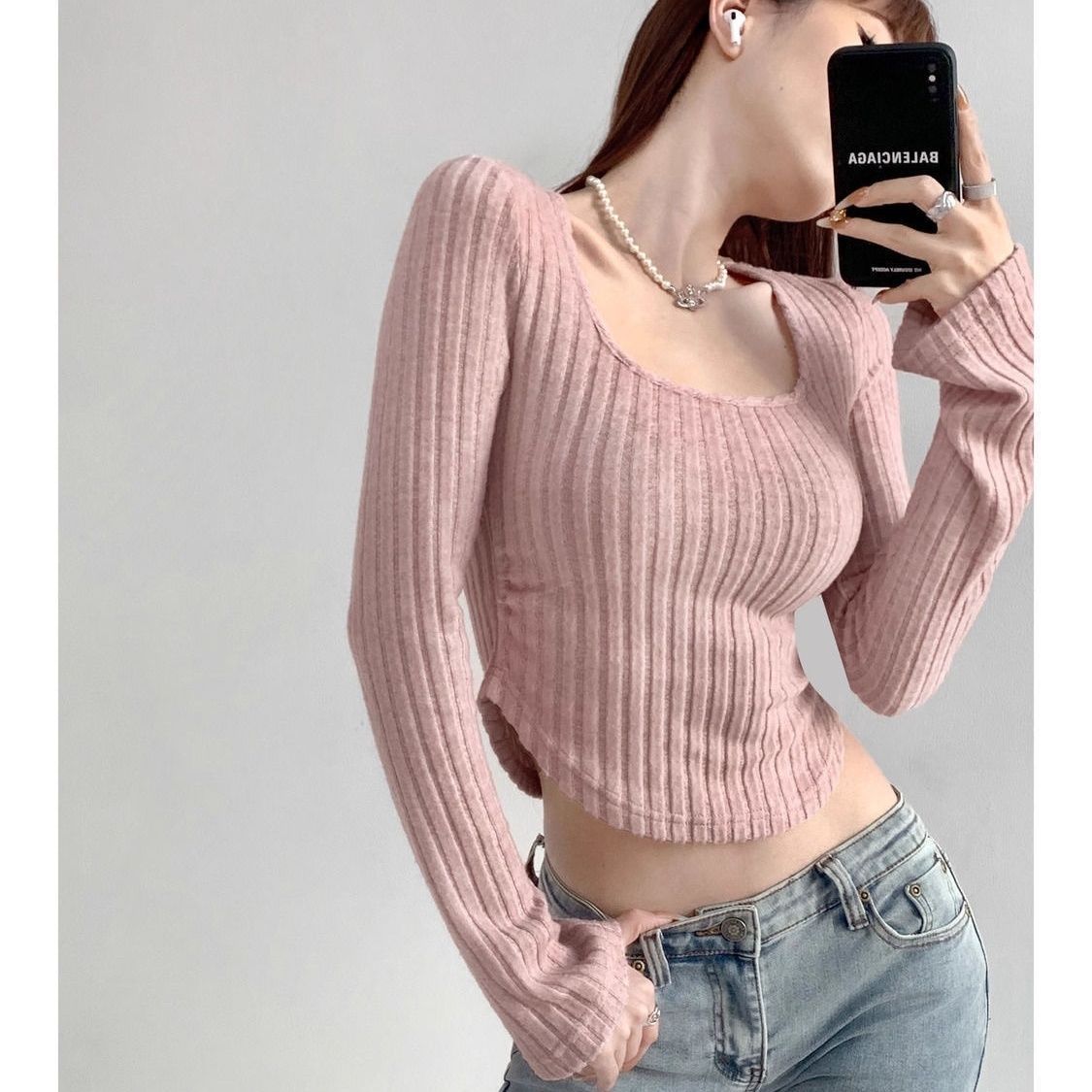 Swetry Bluzy Pulowery Damskie  – Street Fashion Youth recenzja i cena